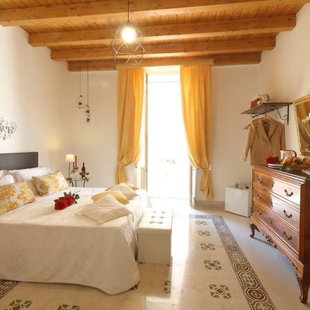 "Suliscenti" Dimora Siciliana B&B Авола Екстер'єр фото